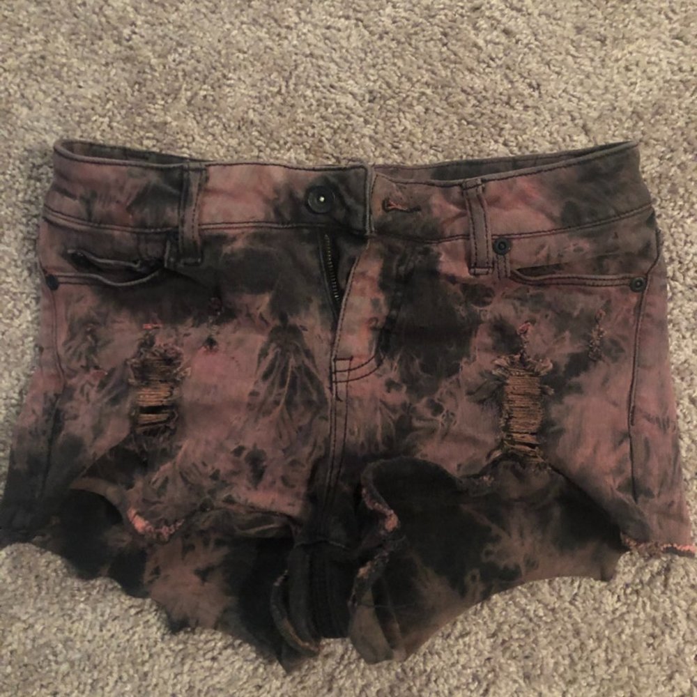 Hot Topic Shorts